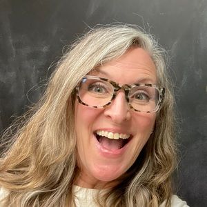 Meet your Posher, Lisa